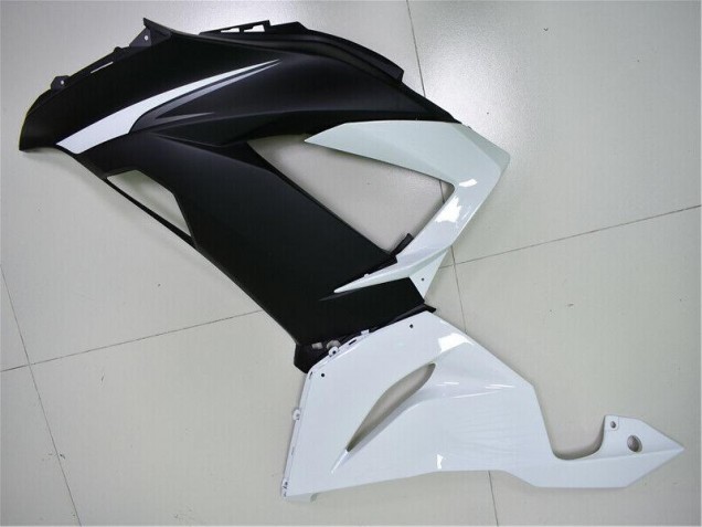 ABS Plastica & Carene Kawasaki ZX6R 2013-2018 - Bianco Nero ABS Plastica & Carene Kawasaki ZX6R 2013-2018 - Bianco Nero
