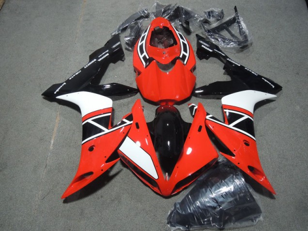 Carena Yamaha R1 2004-2006 - Rosso Bianco Nero Carena Yamaha R1 2004-2006 - Rosso Bianco Nero