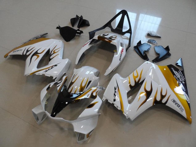 Carene Honda VFR 800 2002-2013 - Bianco Oro Nero Fiamma Carene Honda VFR 800 2002-2013 - Bianco Oro Nero Fiamma
