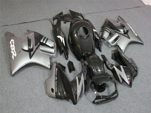 Kit Carenatura Iniezione Honda CBR 600 F3 1995-1998 - Nero Kit Carenatura Iniezione Honda CBR 600 F3 1995-1998 - Nero